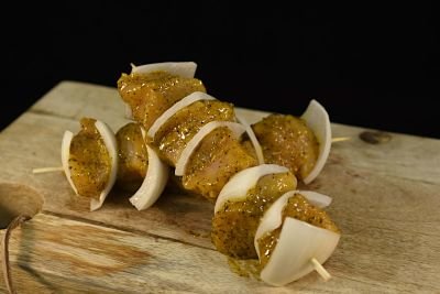 Kipsaté gemarineerd met curry marinade